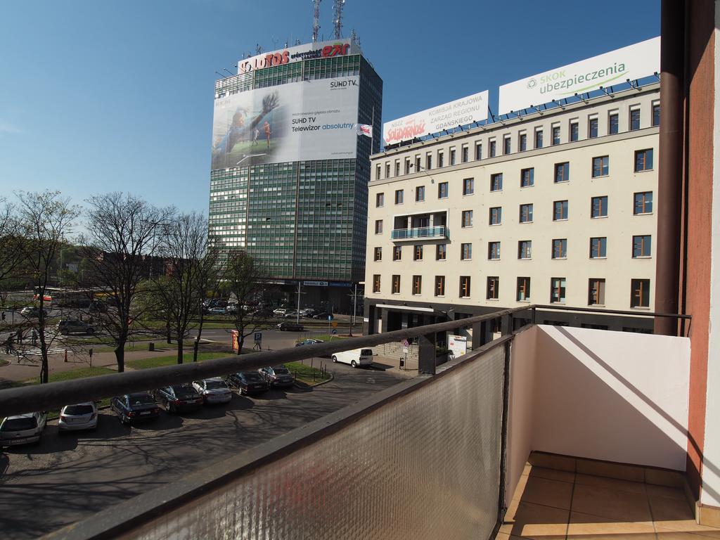 Grand -Tourist Marine Apartments Гданск Екстериор снимка