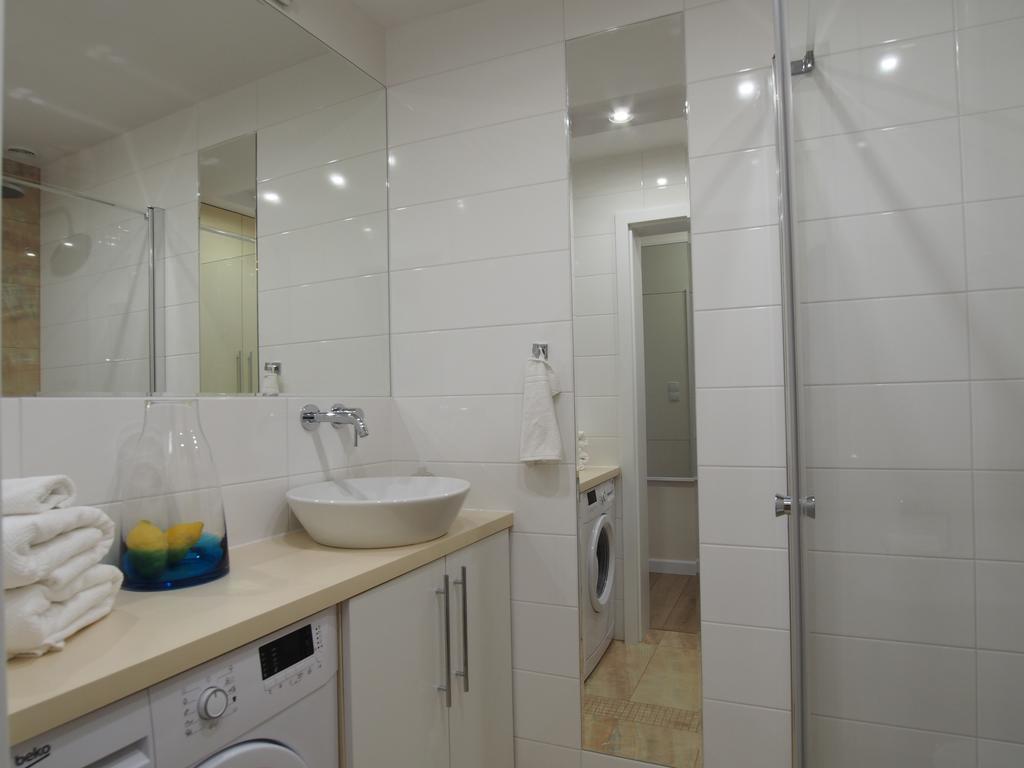 Grand -Tourist Marine Apartments Гданск Екстериор снимка